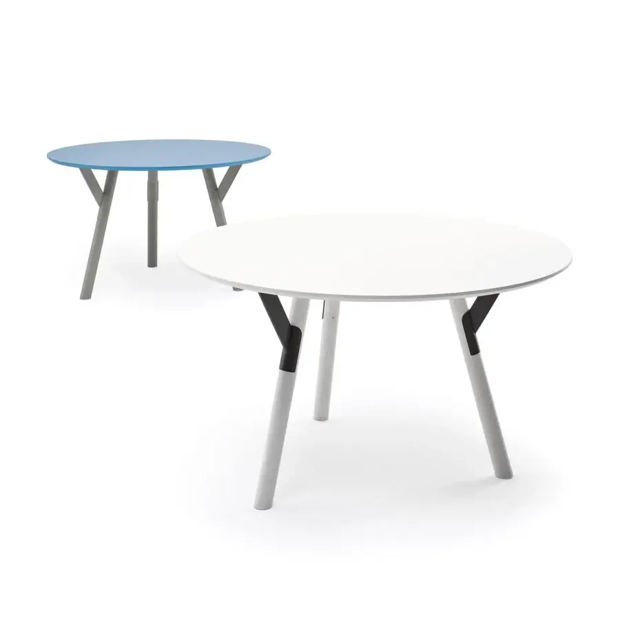 Superior Varaschin Link table in white with powder-coated aluminum structure and sleek round tabletop crafted in Italy
