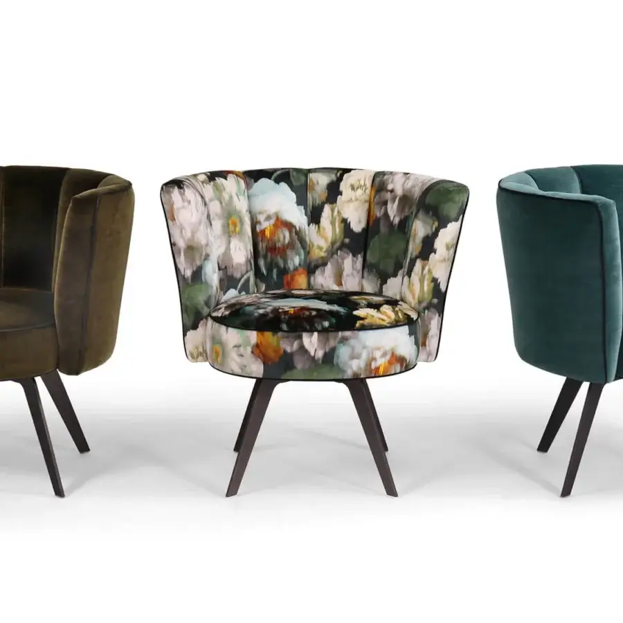 Lavish Borzalino Diva lounge chair with shell backrest upholstered in smooth teal textile and lacquered metal base
