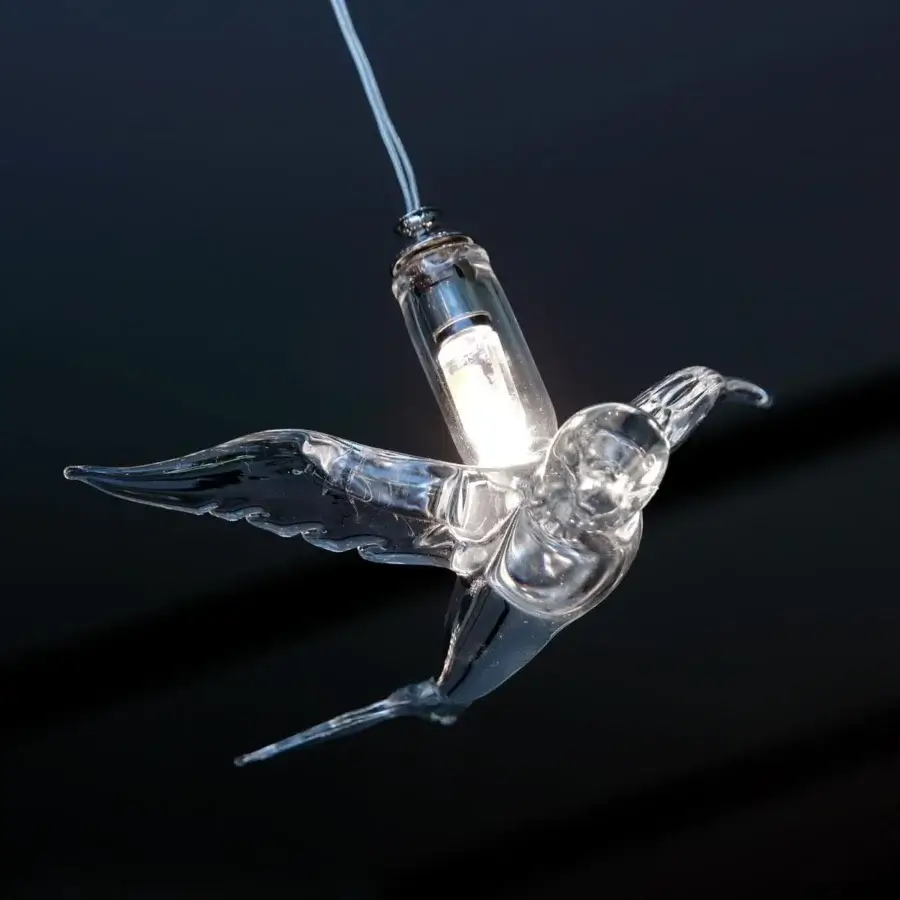 Lavish Reflex Rondini suspension lamp with transparent Murano glass swallow pendants and glossy integrated LED lighting