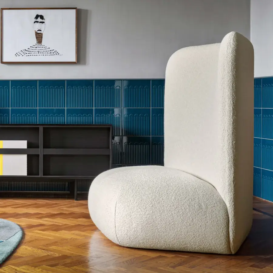 Captivating Miniforms Botera lounge chair with off-white textured textile and organic curved silhouette crafted in Italy