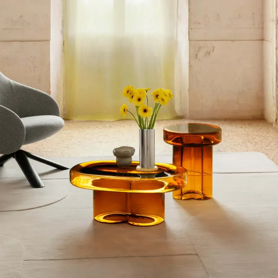 Exceptional Miniforms Soda coffee table crafted in amber Murano blown-glass with a smooth glossy finish