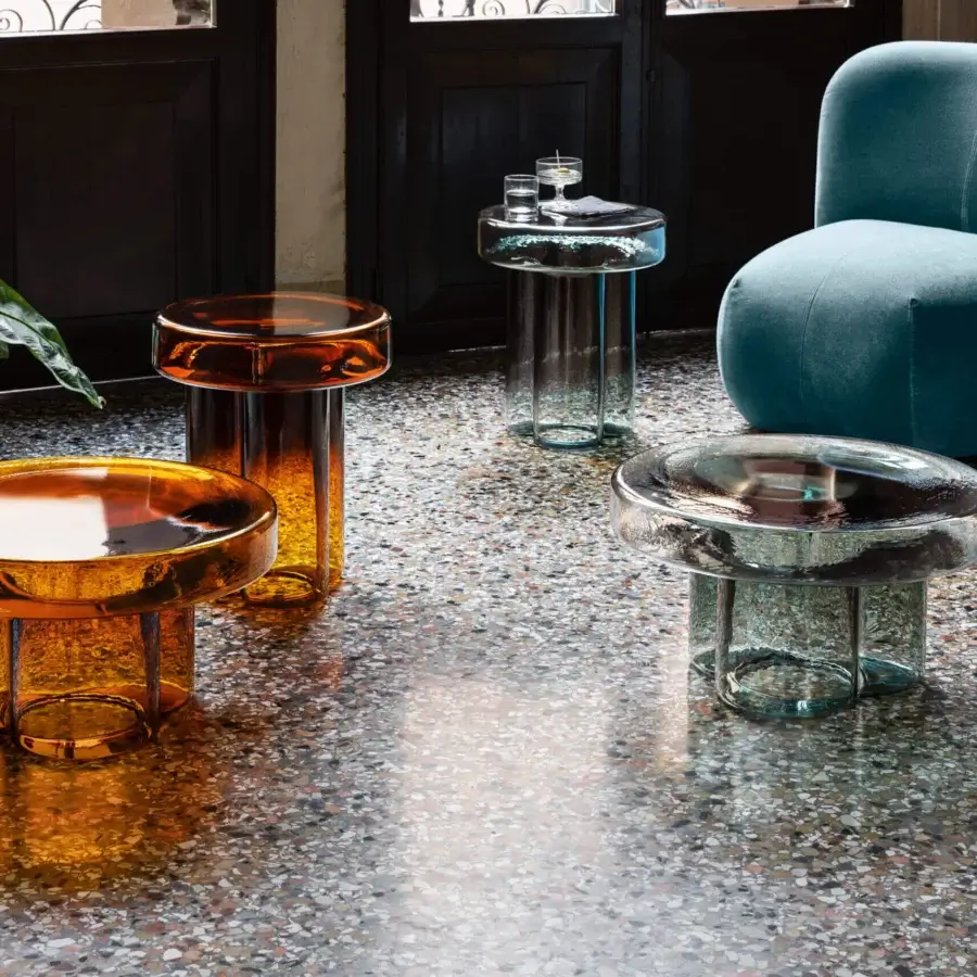 Exceptional Miniforms Soda coffee table crafted in glossy amber Murano blown-glass with a cylindrical fused glass tube base