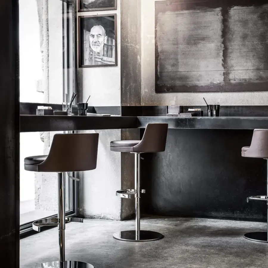 Exceptional Frag Ponza stool with polished metal frame and muted brown leather upholstery crafted in Italy