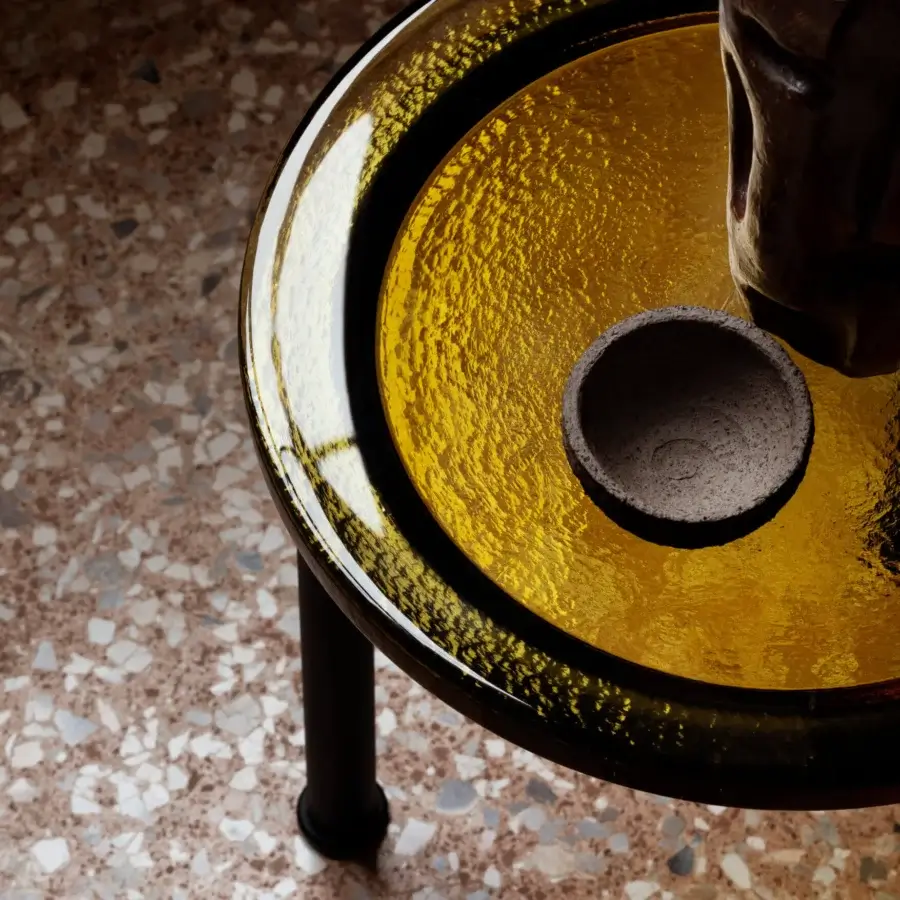 Superior Miniforms Zigo side table in cast glass with golden tabletop and dark rim built with a black leg
