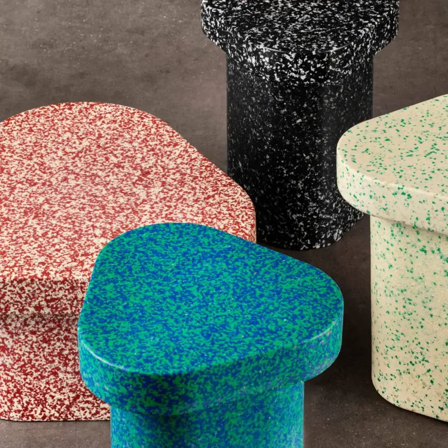 Elegant Miniforms Superpop coffee table with speckled red recycled polyethylene and contemporary finish