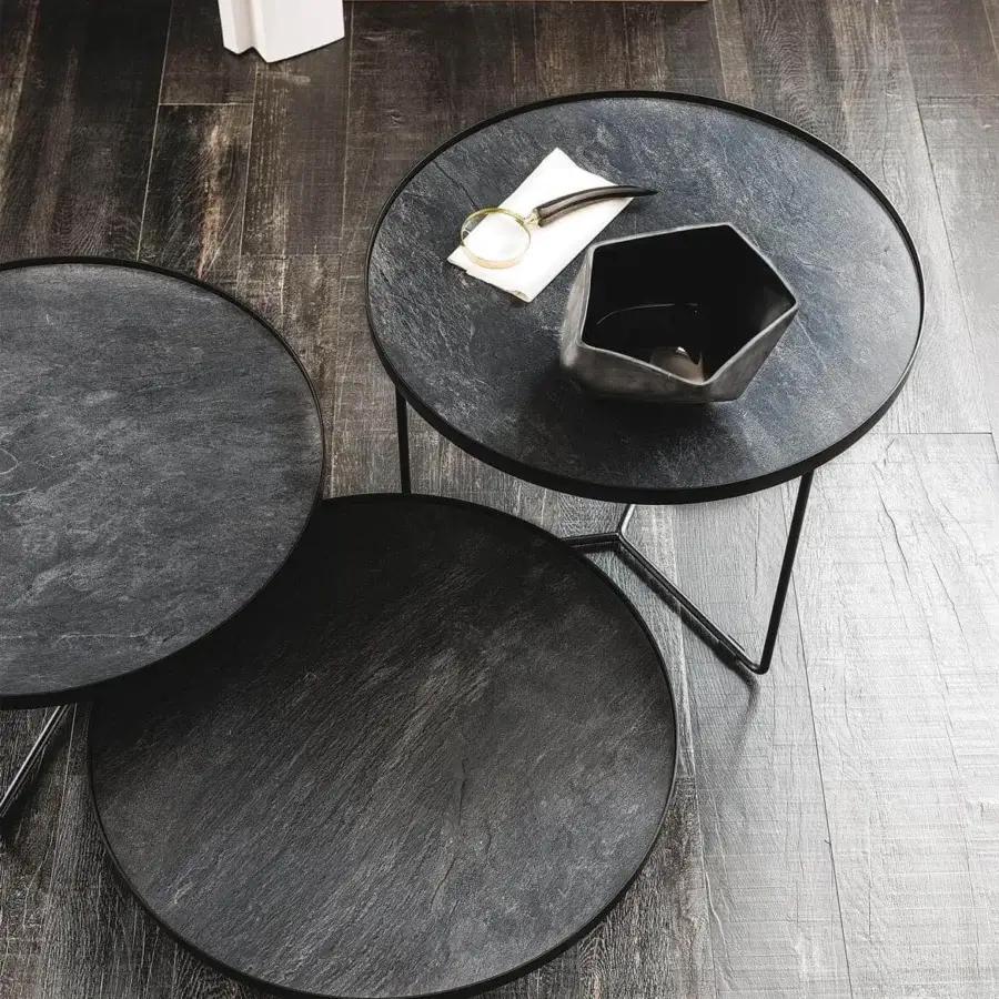 Exceptional Cattelan Italia Billy Keramik coffee table with dark grey ceramic and black metal tripod base crafted with a brushed finish