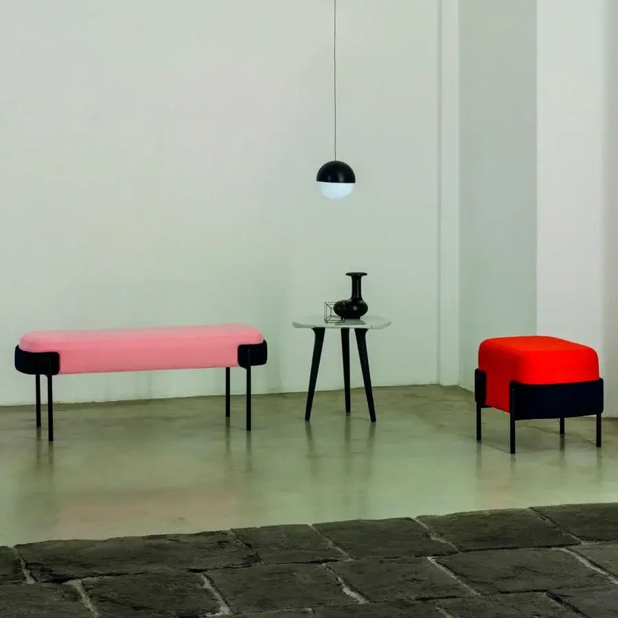 Superior Bross Ademar side & coffee table with a light tabletop and dark lacquered legs crafted in Italy