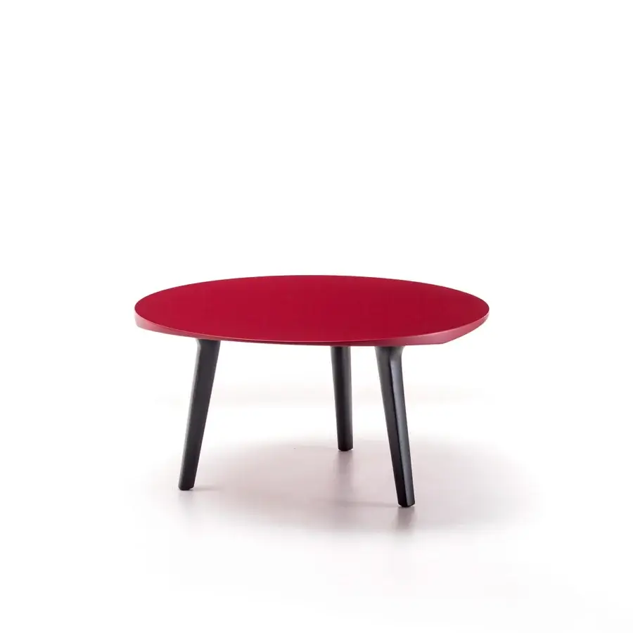 Superior Bross Ademar coffee table with round red tabletop and sleek black lacquered legs crafted in Italy