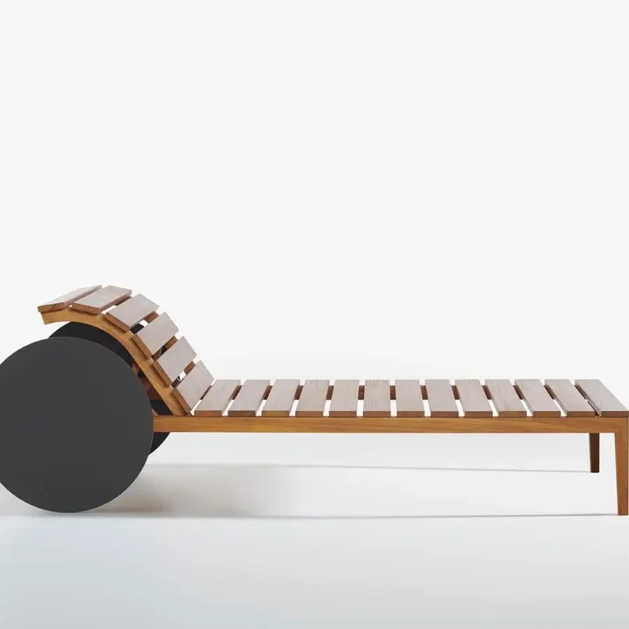 Refined Potocco Suno lounger with warm brown Iroko wood slats and dark gray HPL wheels for outdoor use