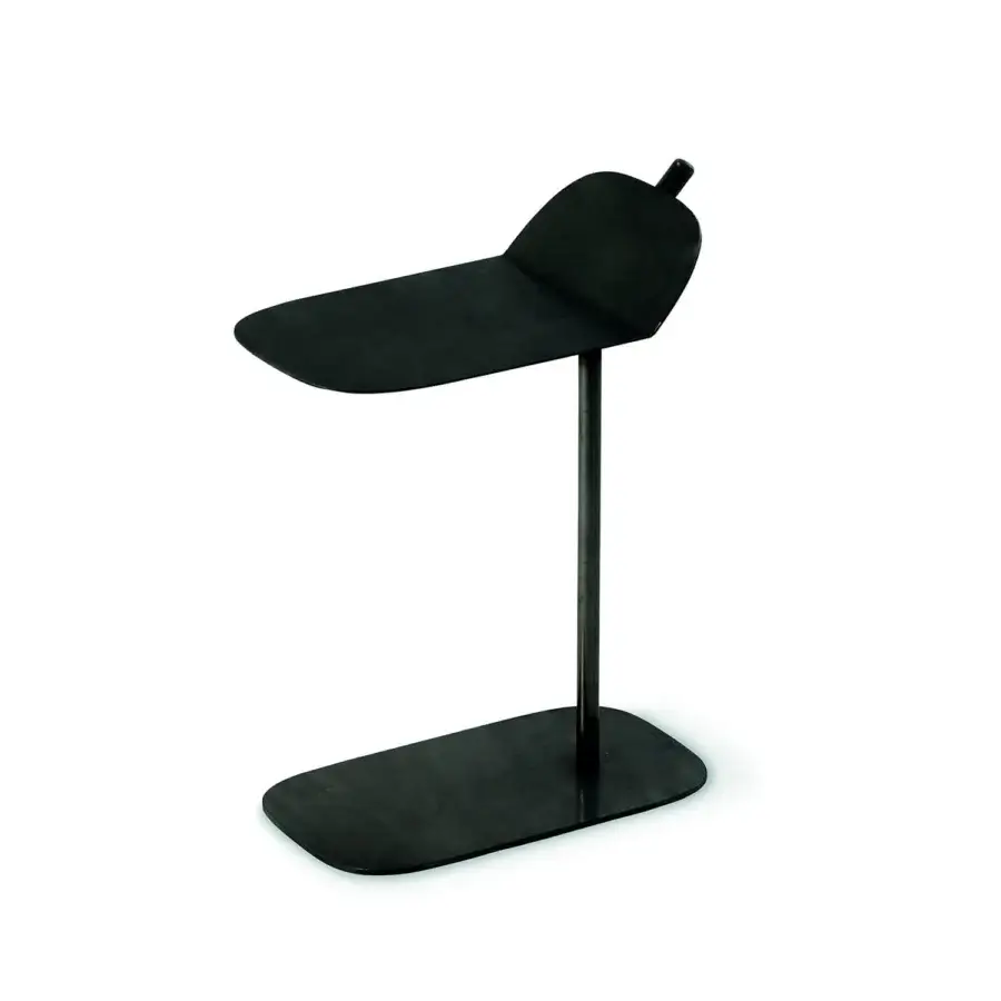 Superior Bross Wam side table with geometric silhouette in black metal lacquer for modern interiors