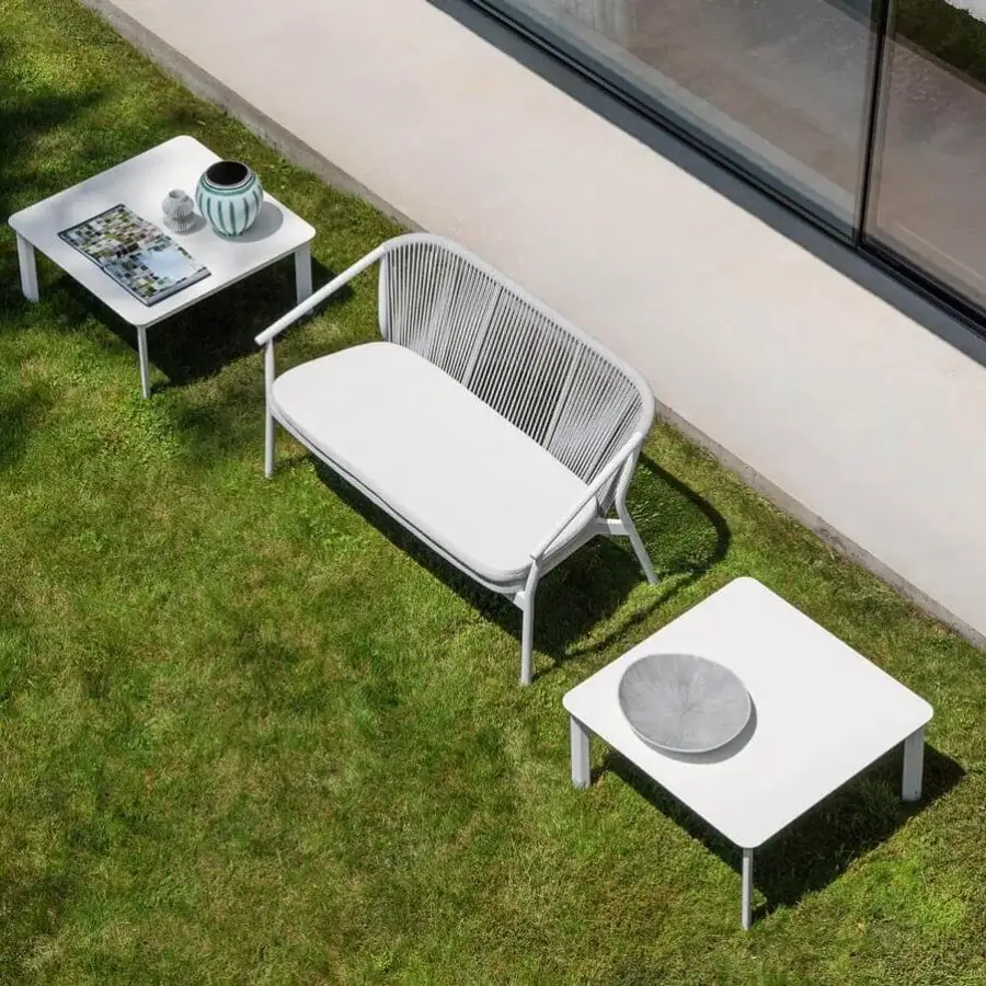Elegant Varaschin Smart Sofa, a two-seater built with light powder-coated aluminum and comfortable VAR#TEX technical mesh with woven synthetic rope backrest
