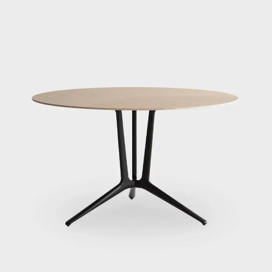 Exceptional Lapalma Trail table with round light tan MDF top and dark powder-coated die-cast aluminum base