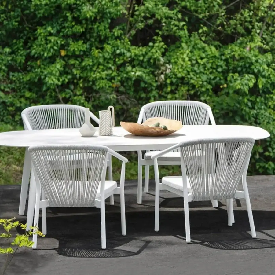 Superior Varaschin Smart lounge chair with white powder-coated aluminum frame and light textile woven rope backrest