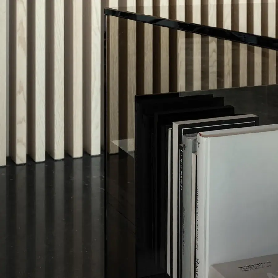 Superior Cierre1972 Fly sideboard with light-colored wood slats and transparent glass panels crafted with a refined metal structure