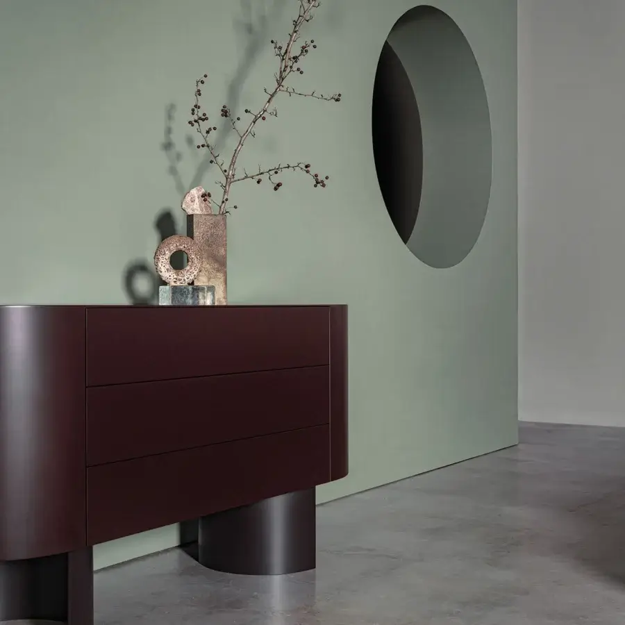 Elegant Cierre1972 Lip sideboard in burgundy with marble detail and cylindrical legs crafted in Italy with a smooth matte finish