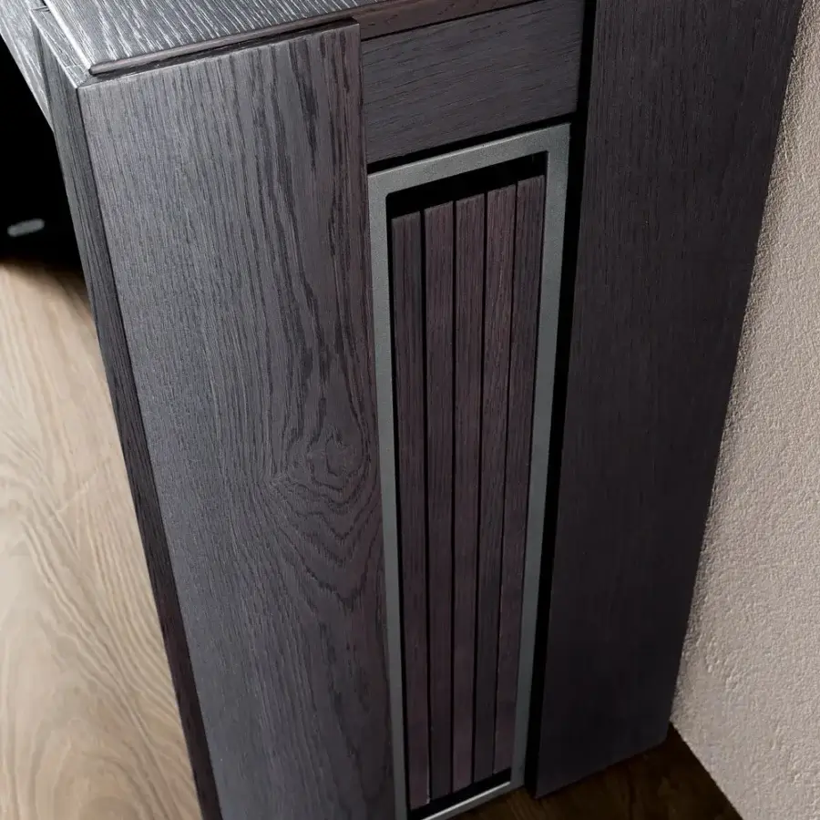 Superior Ozzio Italia A3 console to table crafted in wood with an extendable design and dark finish