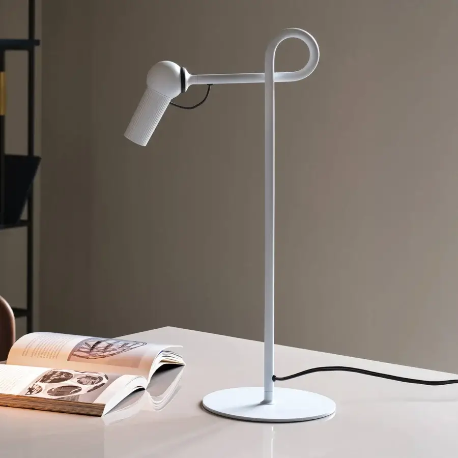 Exceptional Kundalini Bird table lamp crafted in Italy with coated metal and varnished aluminum head in matte white finish