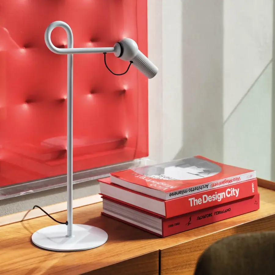 Distinguished Kundalini Bird table lamp with die-cast varnished aluminum head and coated metal structure in uniformly white finish