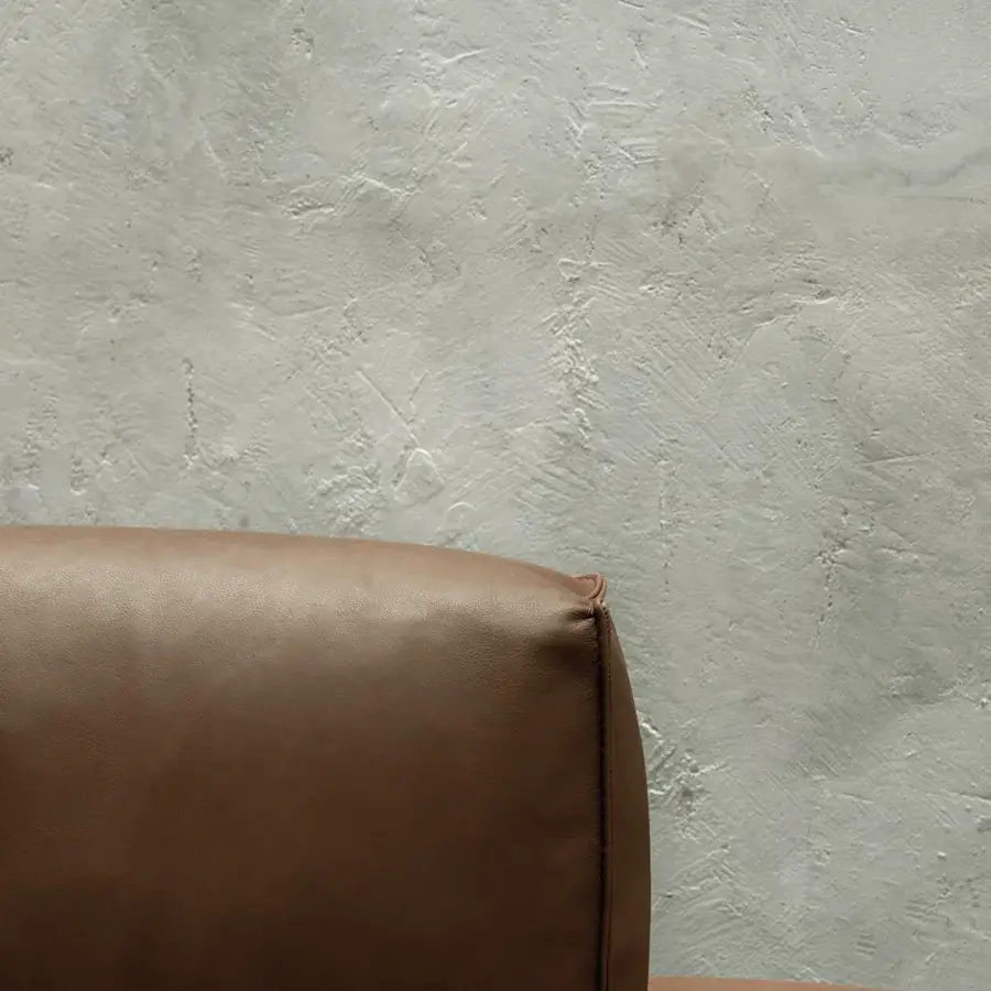 Superior Cierre1972 Vogue sofa with smooth brown leather upholstery and precise straight lines built in Italy