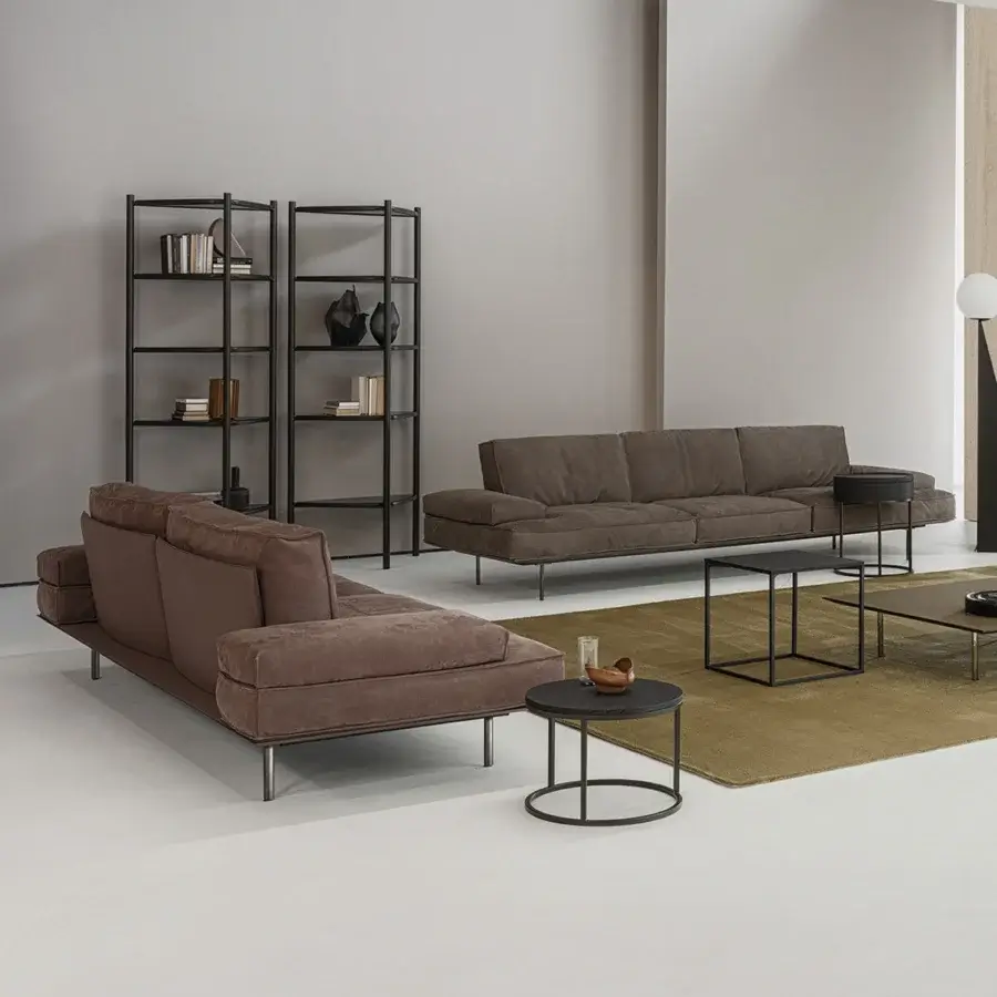 Elegant Cierre1972 Vogue sofa in brown textile with matte finish exhibiting clean squared shapes and thin metal legs
