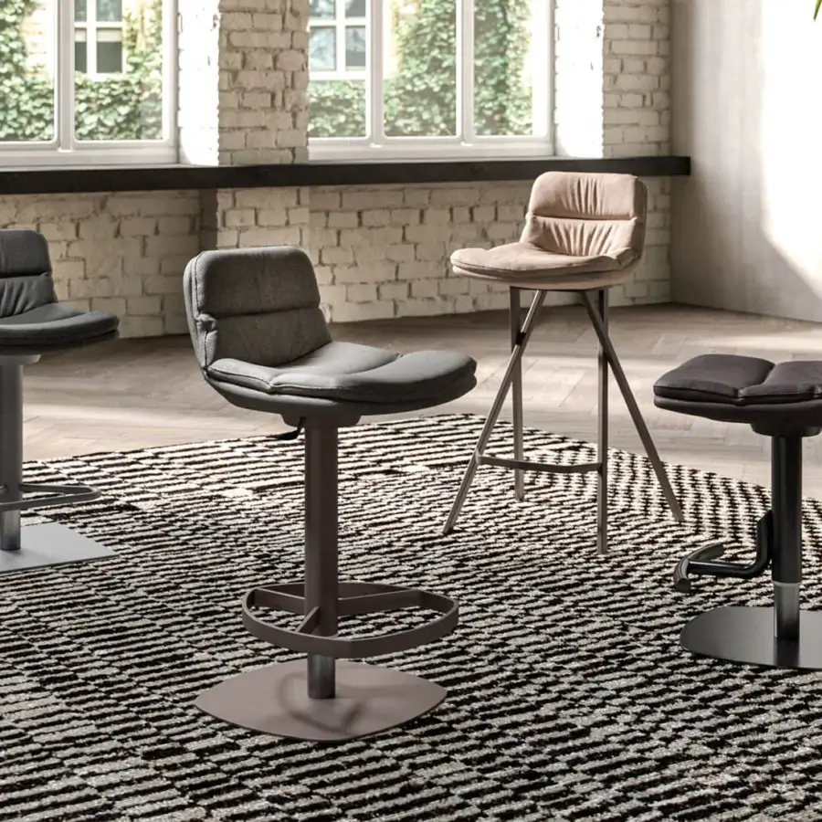Exceptional Ozzio Italia Milo stool with padded seat upholstered in matte gray and beige textile and fixed metal base