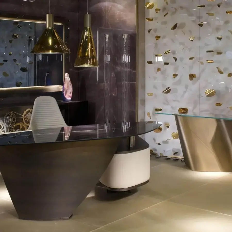 Exclusive Reflex Esse console with a curved base in bronze-finished extra clear glass and polished glass top
