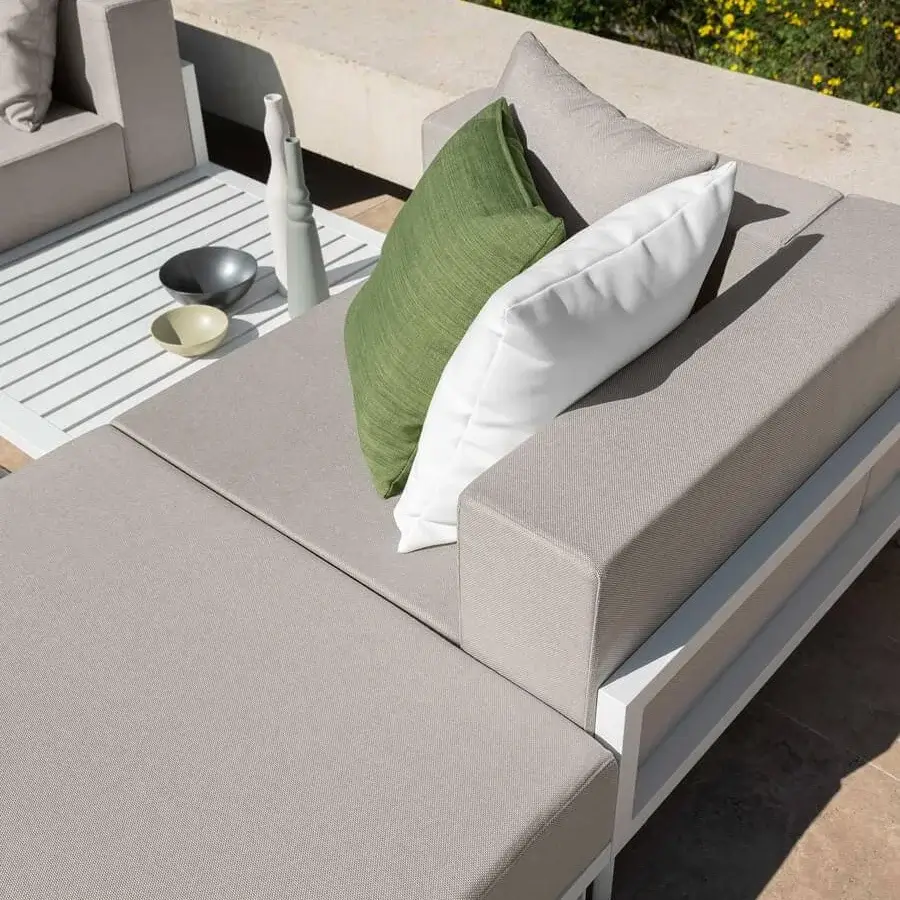 Remarkable Talenti Cleo Alu coffee table crafted from powder-coated aluminum with a matte white finish