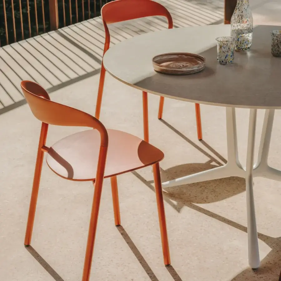 Distinguished Lapalma Trail table with round HPL Fenix laminate tabletop and white polyester powder-coated aluminum base