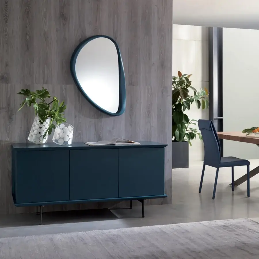 Refined Ozzio Italia Brera sideboard with lacquered wood container, glass shelves and painted metal legs