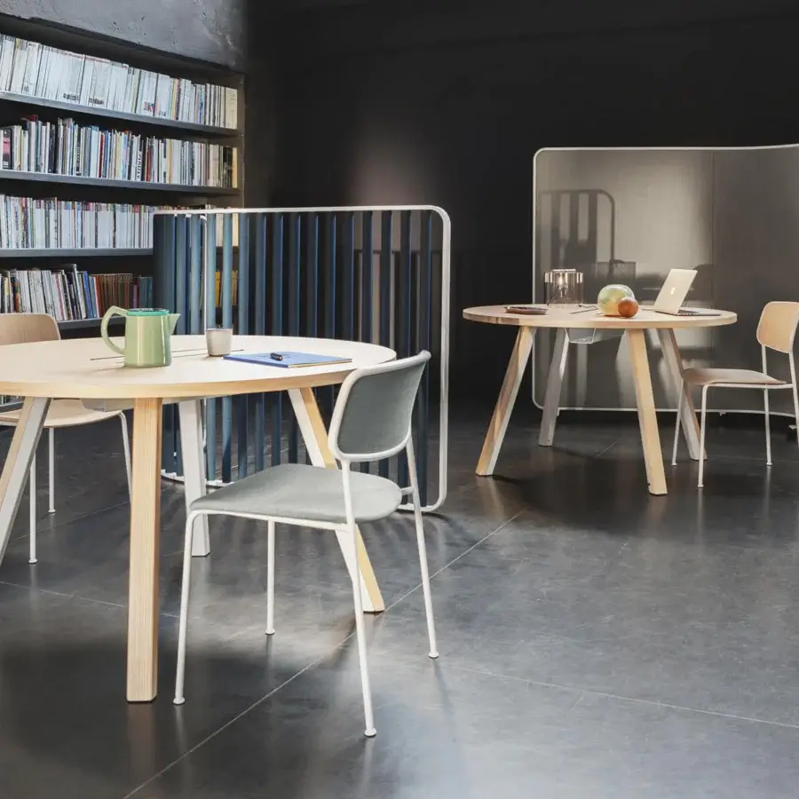 Superior Lapalma Ori workstation with a light-toned wood top and slanted legs crafted in powder-coated white metal and solid ash wood