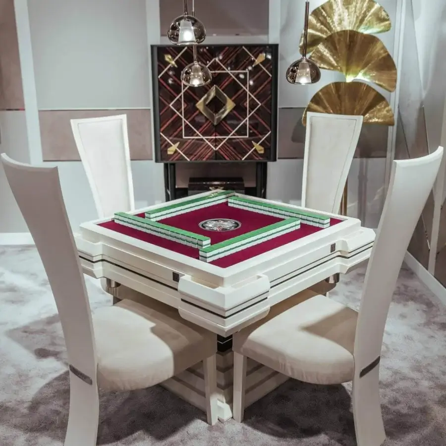 Innovative Vismara Ming Mahjong table with glossy white lacquered structure, red velvet cloth surface and light beige upholstered chairs