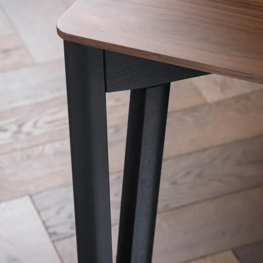 Superior Miniforms Decapo table with rectangular Fenix tabletop and sleek dark ‘V’ shaped legs crafted in Italy