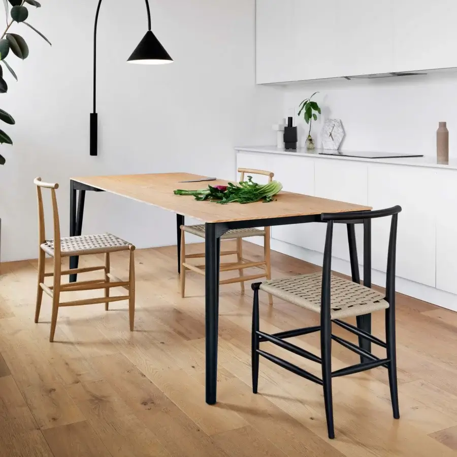 Exceptional Miniforms Decapo table crafted in Italy with light wood and matte black metal in a distinctive V-shaped leg design