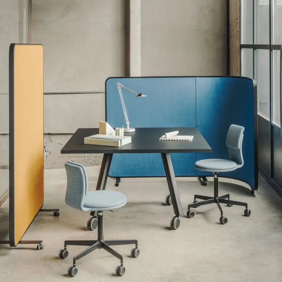 Distinguished Lapalma Ori workstation with a black HPL Fenix® top, bent powder-coated metal legs and solid ash wood construction