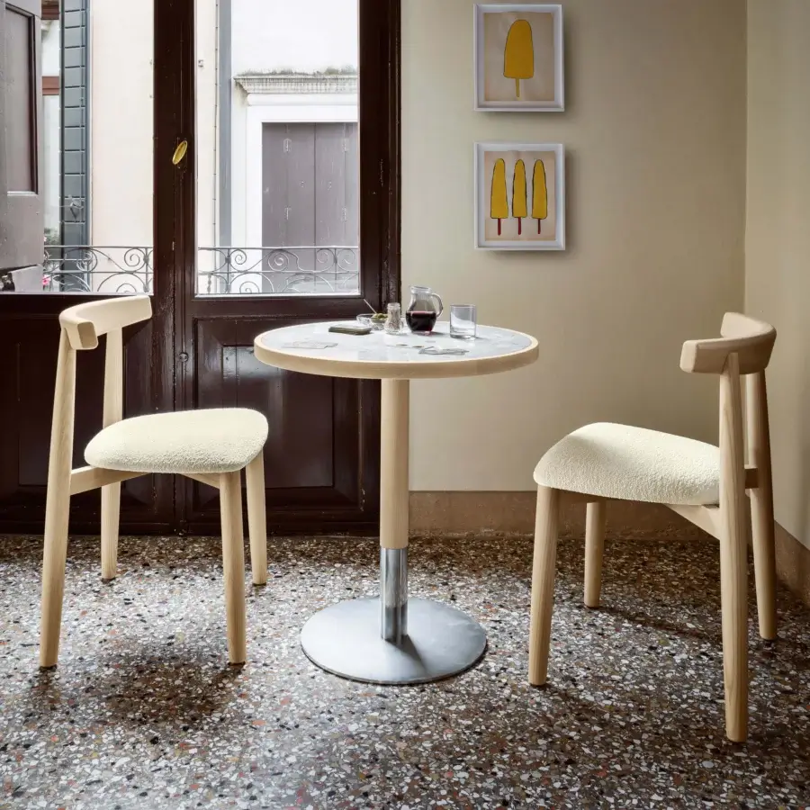 Exceptional Miniforms Claretta Bold chair with light wood frame and off-white textured textile seat in matte finish