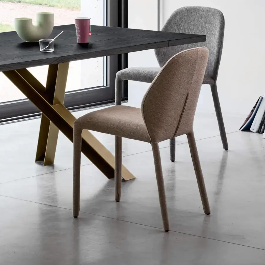 Superior Miniforms Dumbo chair with light brown textile upholstery and matte finish crafted in Italy