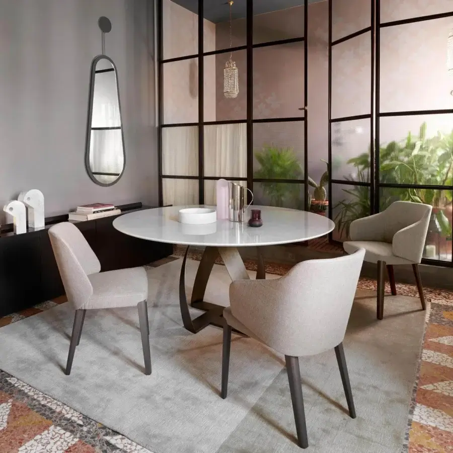 Distinguished Potocco Concha armchair with a curved backrest upholstered in light beige textile and dark-finished oak legs