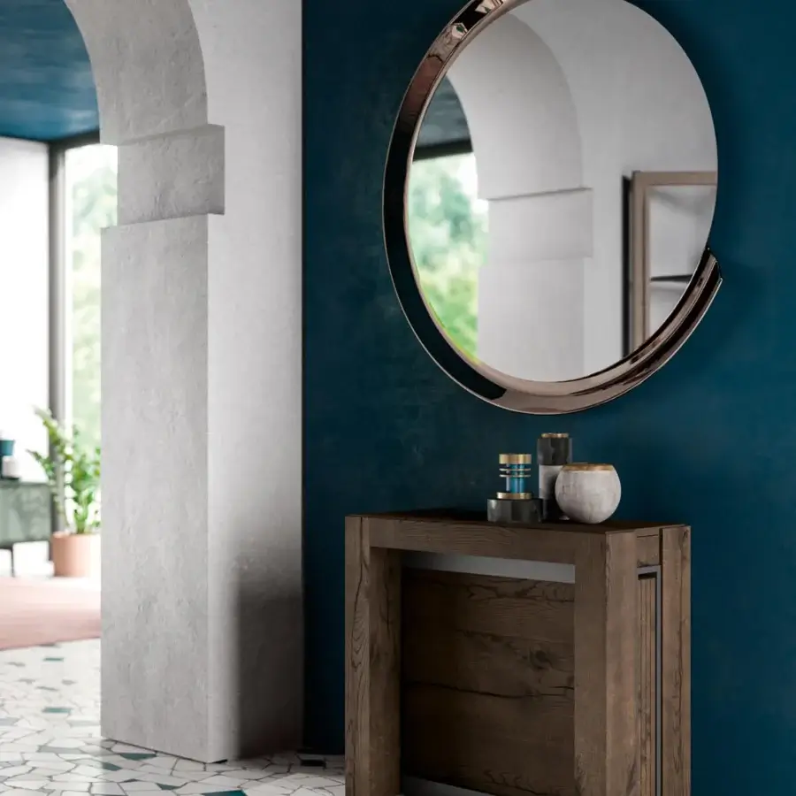 Superior Ozzio Italia Kelly mirror with circular form and curved glass frame displaying silvery tones with gold hints