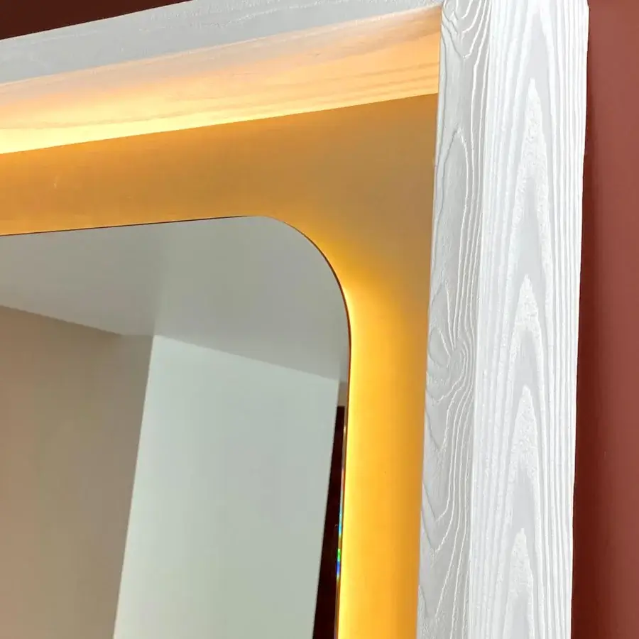 Lavish Casa Casati Splendo floor mirror with radiant gold leaf and white painted wooden frame crafted in Italy