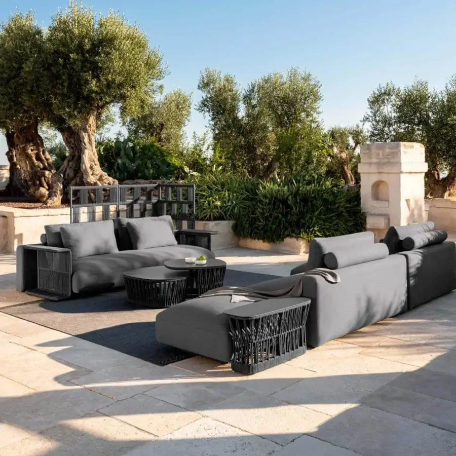 Distinguished Talenti Cliff Déco sectional with aluminum frame, woven synthetic nautical rope and gray matte textile cushions