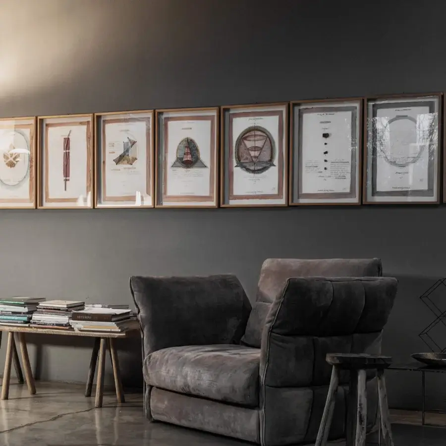 Superior Cierre1972 Eva II lounge chair with dark gray textile upholstery and matte finish, built for comfortable relaxation