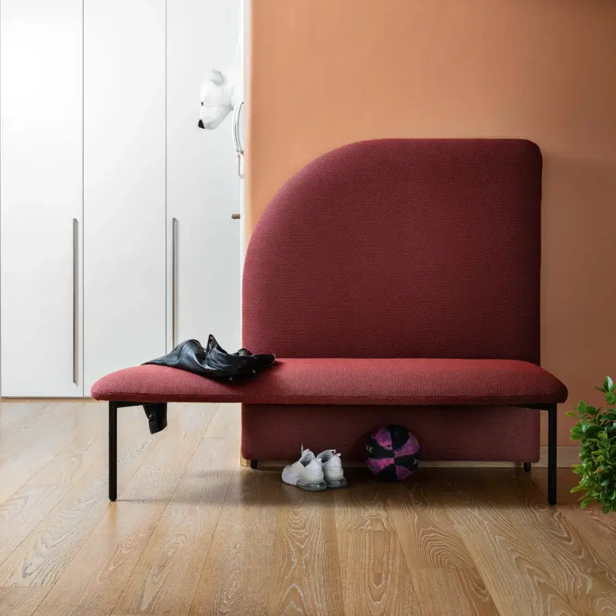 Elegant Miniforms Marino bench with organically shaped seating upholstered in reddish-brown woven textile and sleek black metal frame