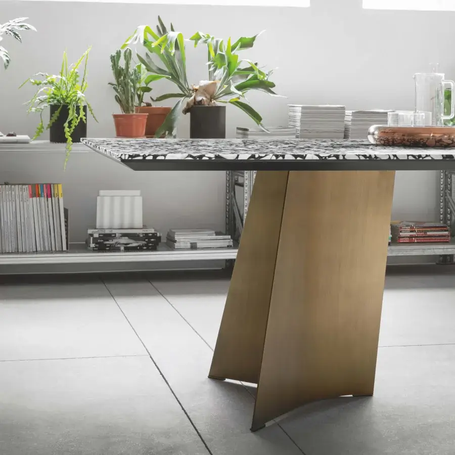 Maggese Table #2