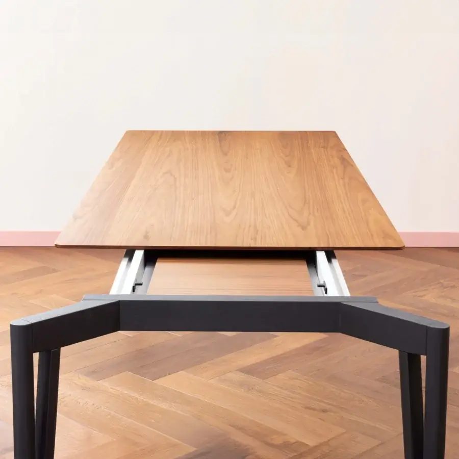 Decapo Plus Extendable Table #4