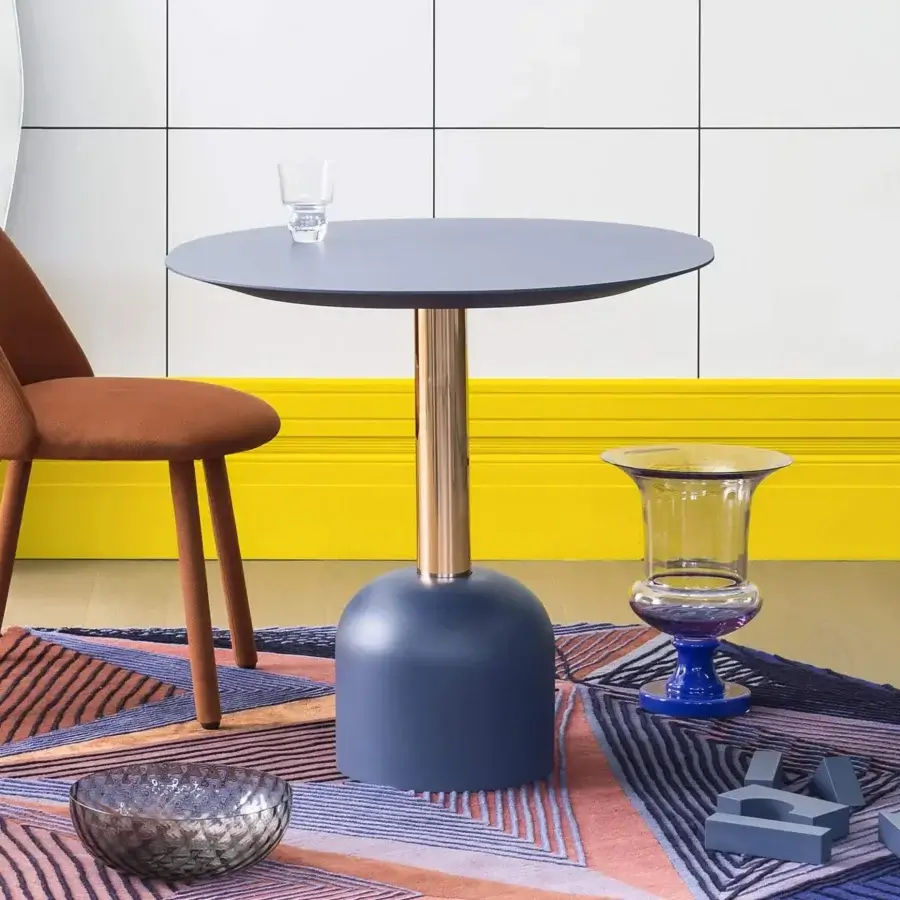Illo Bistrot Table #1