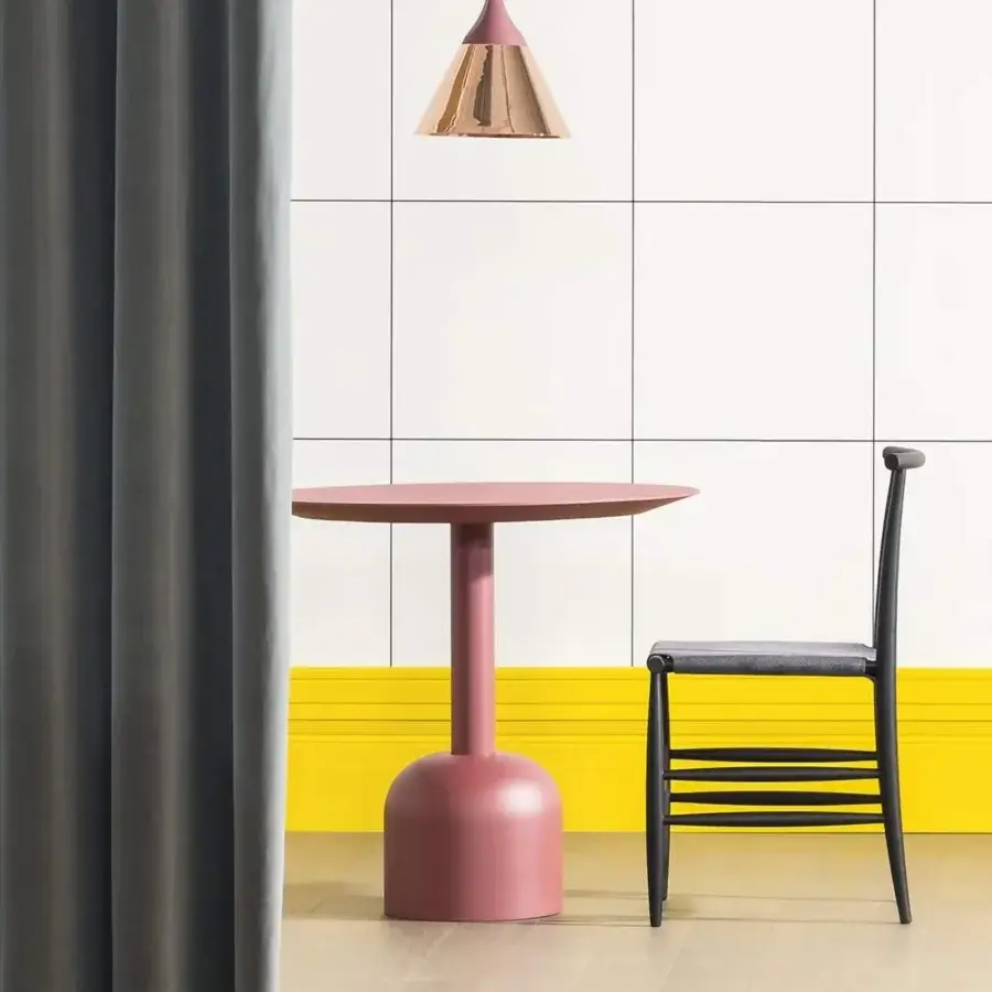 Illo Bistrot Table #4