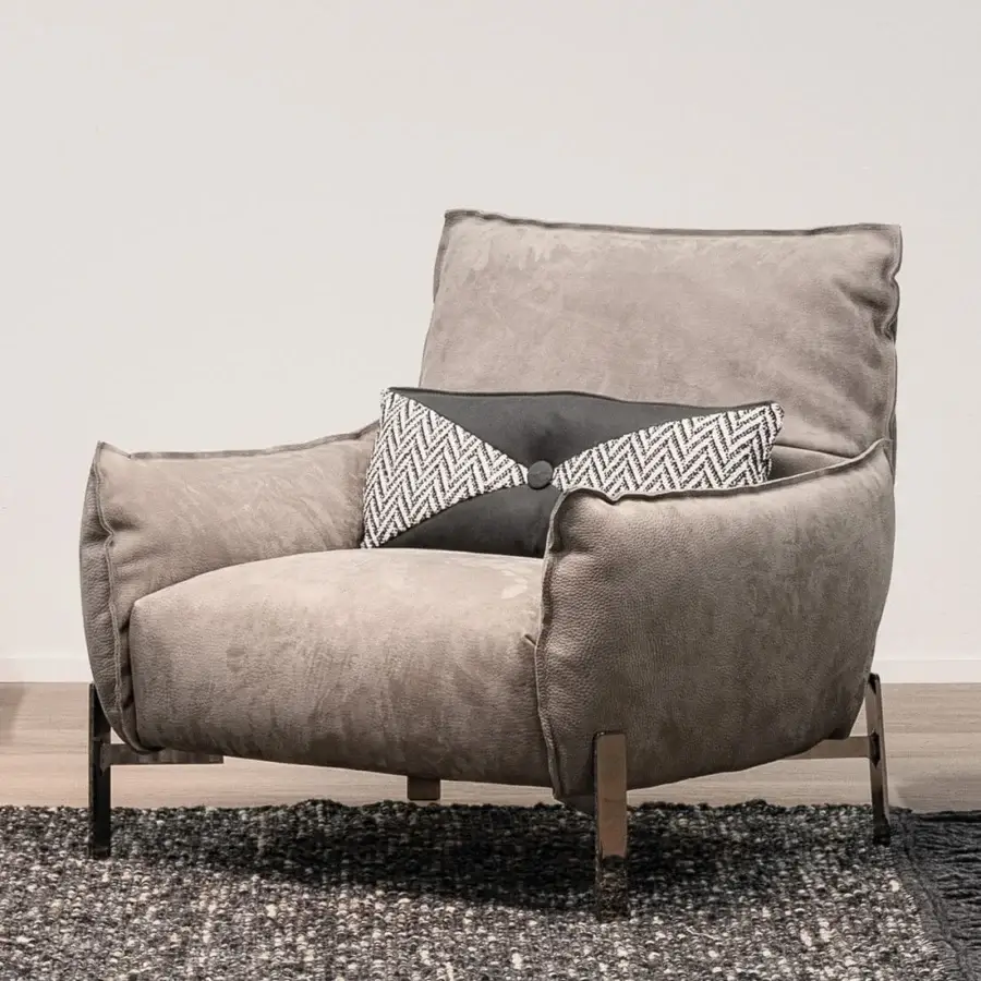 Tulip Lounge Chair #1