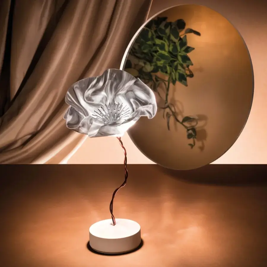 Superior Slamp LaFleur Battery lamp sculpted from Lentiflex with a matte white base and twisted copper wire stem