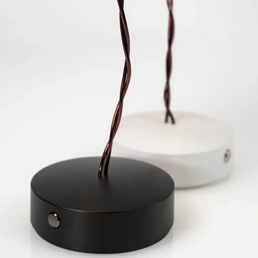 Elegant Slamp LaFleur Battery lamp crafted from Lentiflex with a matte black base and twisted copper wiring