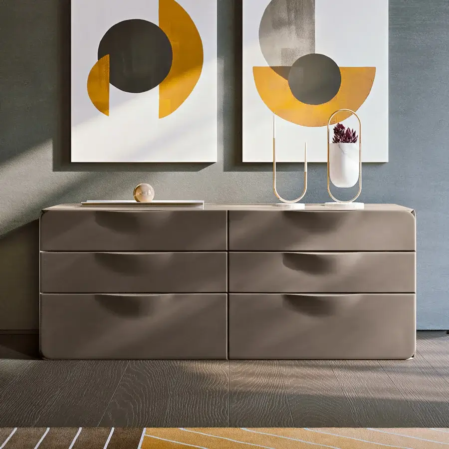 Lavish Turri Milano dresser with six leather-covered drawers and glossy lacquered wood top crafted in Italy